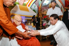 Don’t be misled by false information, President tells Sri Lankan expatriates