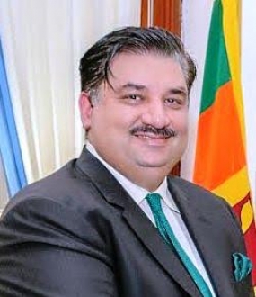 Pak Commerce Minister arrives in Colombo to Open Pak Single Country Exhibition