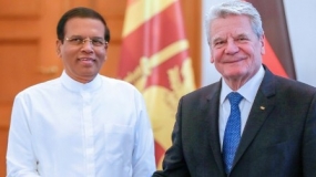 President hold discussions with German President Gauck