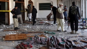 Pakistani Taliban attack Shia mosque in Peshawar