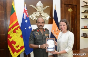 Australian High Commissioner Calls on Army Commander