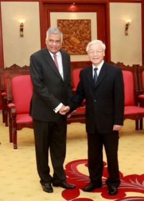 PM meets Communist Party General Secretary