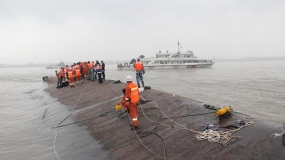 Shipwreck in Yangtze River amounts 65 Death, 370 missing