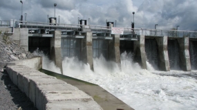 Five spill gates of Udawalawa Reservoir opened