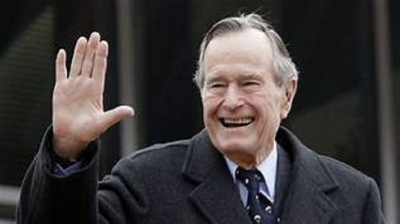 George H W Bush, former US president, dead aged 94 -