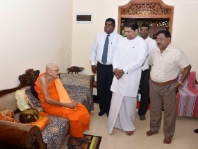 Media Minister visits Ven. Hemaloka Thero