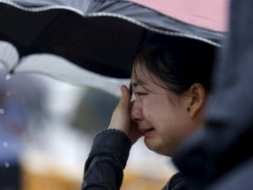 China ship capsize toll 18, more than 400 missing