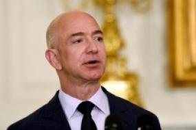 World’s richest man Jeff Bezos on how a Sri Lankan changed his direction in life