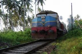 Train services on Puttlam line suspended