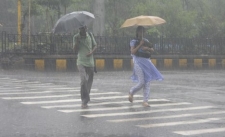 Showery weather continues further in Northern, Eastern, Uva and North Central provinces.