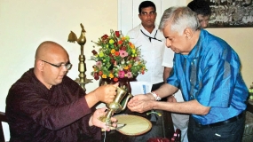 PM participated in religious observances at Sri Maha Viharaya, Nuwara Eliya