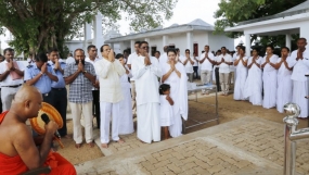 President unveils statue of Minneriya Deity