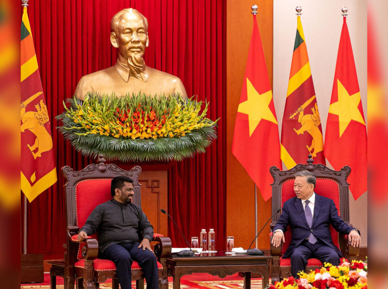President Meets General Secretary of the Communist Party of Vietnam