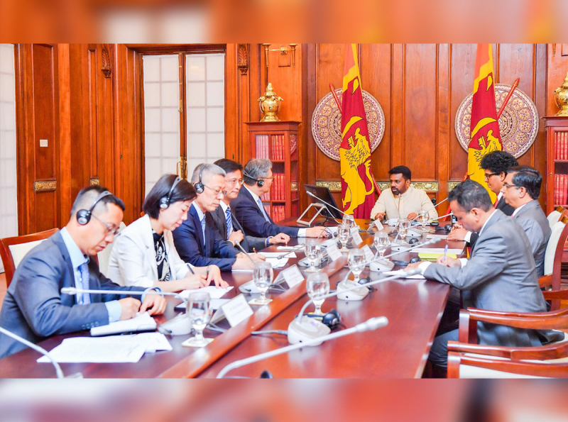 Chinese Minister of Commerce Meets with President