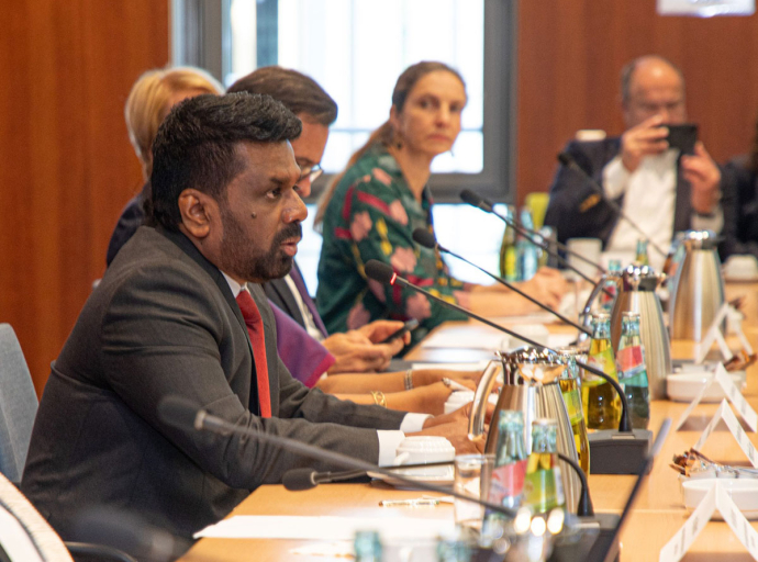 President Presides over Business Forum Organized by the Association of German Chambers of Industry and Commerce 