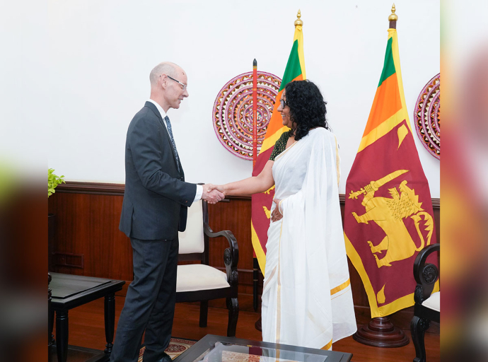 Farewell Call on the Prime Minister by H.E. the High Commissioner of Australia to Sri Lanka