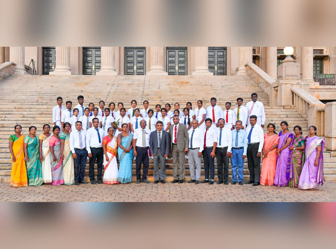 Students of the Jaffna Education Zone’s Student Parliament Visit the Presidential Secretariat