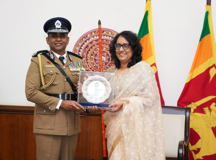 The 37th Inspector General of Police of Sri Lanka, Attorney-at-Law Priyantha Weerasuriya, officially meets the Prime Minister Dr. Harini Amarasuriya