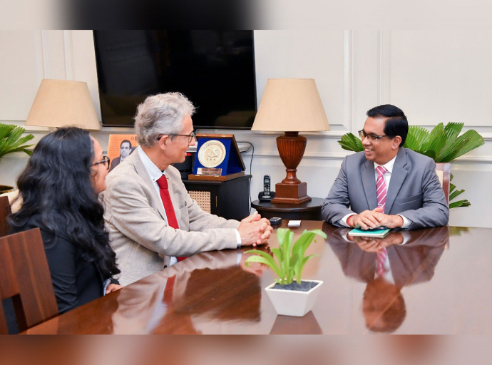 Secretary to the President Meets Chair of Transparency International