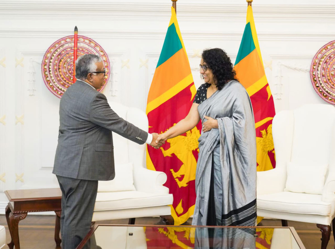 Foreign Secretary of Bangladesh meets Prime Minister of Sri Lanka