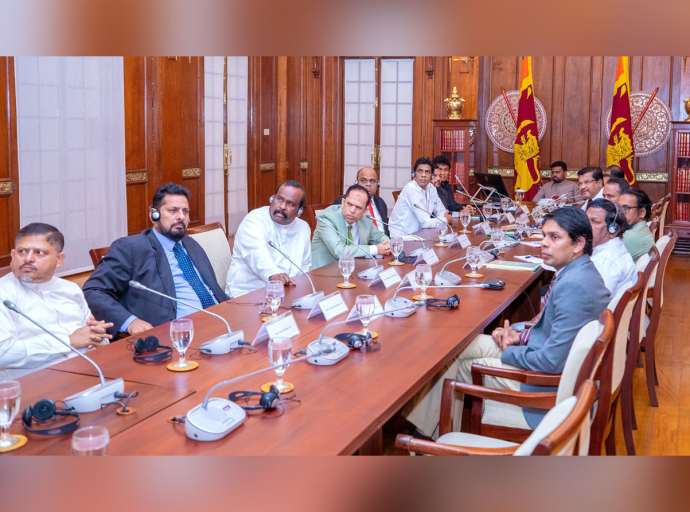 President urges Tamil and Muslim opposition parties to support efforts to foster inter-community understanding and build a peaceful Sri Lanka