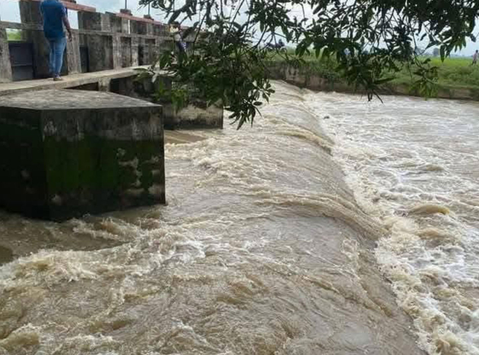 Flood warning for Gal Oya Basin 