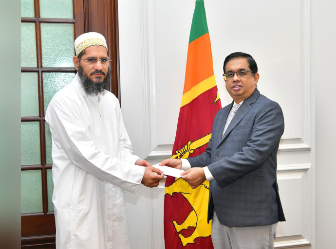 Sri Lanka’s Dawoodi Bohra Community Donates Rs. 10 Million to Support Disaster-Affected people 