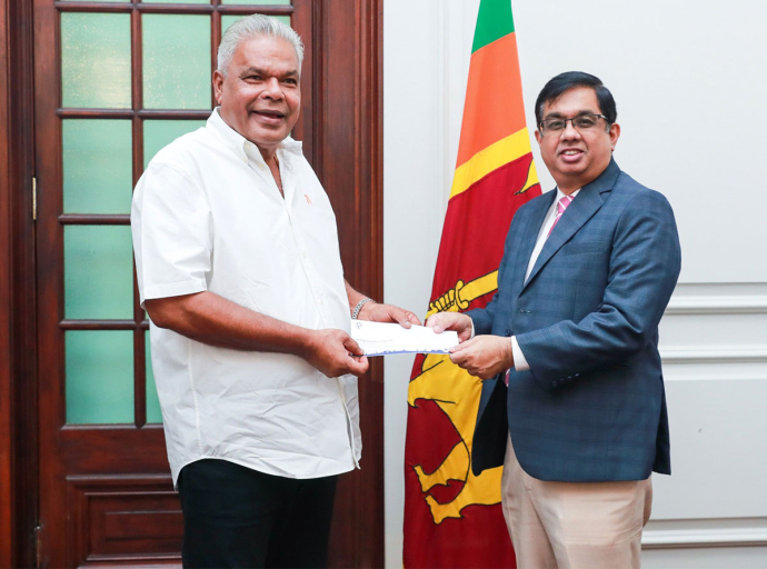 Lakbima Rice Mills (Pvt) Ltd Donates to the ‘Rebuilding Sri Lanka’ Fund