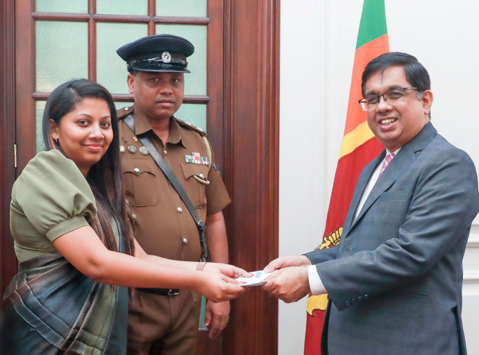 Rs. 10 Million Contribution Made to the ‘Rebuilding Sri Lanka’ Fund