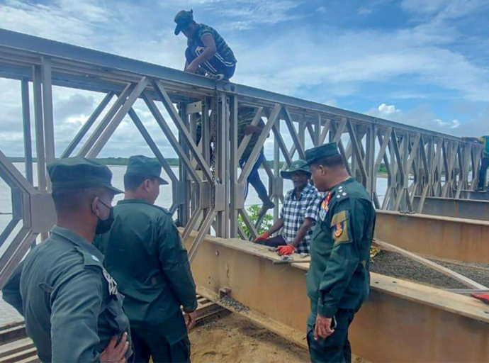 Sri Lanka Army Engineers Restore Connectivity After Nayaru Bridge Collapse