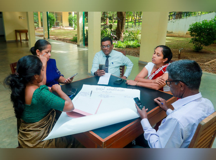 Government Officers in Matara and Monaragala Briefed on Grassroots Implementation of ‘Praja Shakthi’