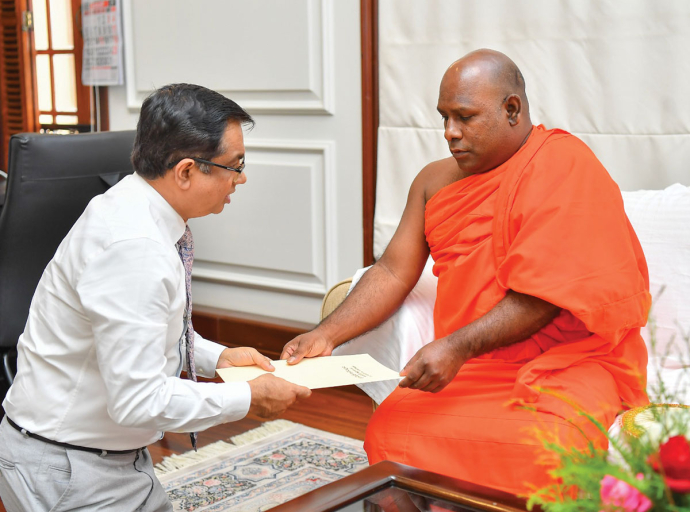 Ven.Mavikande Ratanapala Thera Donates Land for people whose property was damaged by cyclone Ditwah 
