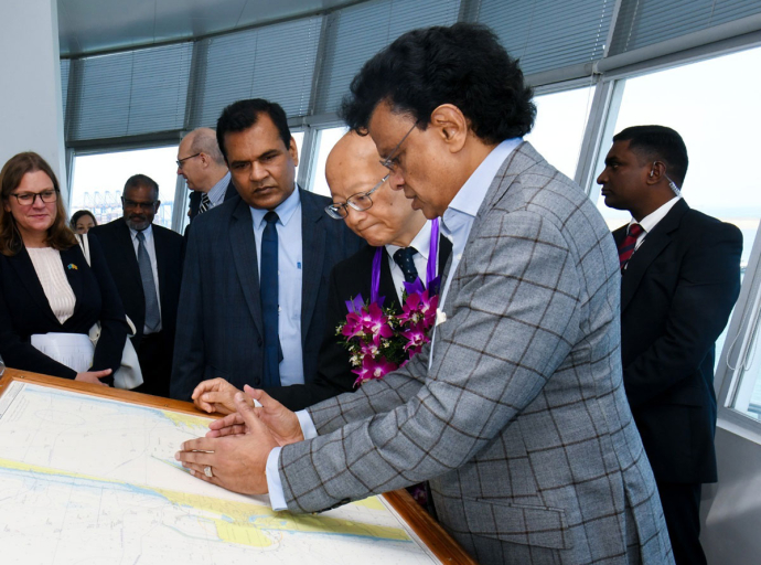 ADB President Visits Colombo Port, Reviews Development Projects