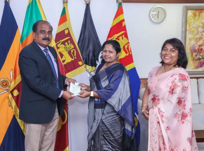 Rakna Arakshaka Lanka Ltd. Hands Over Rs. 111 Million Dividend to Treasury