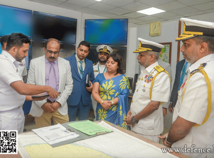 Deputy Minister of Defence Visits Coast Guard Headquarters
