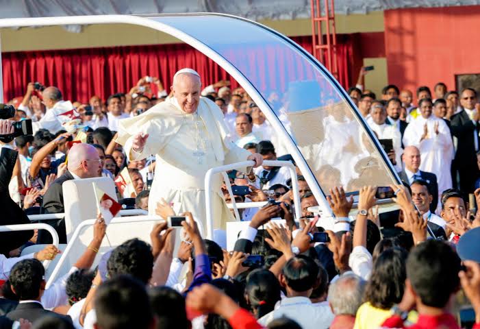 Pope Francis holds a Holy Mass at Galle Face Green Colombo 02