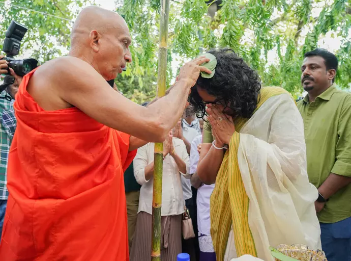 Prime Minister Attends New Year Oil Anointing Ceremony
