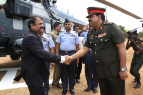 Secretary Defence visits Kilinochchi and Mullaitivu