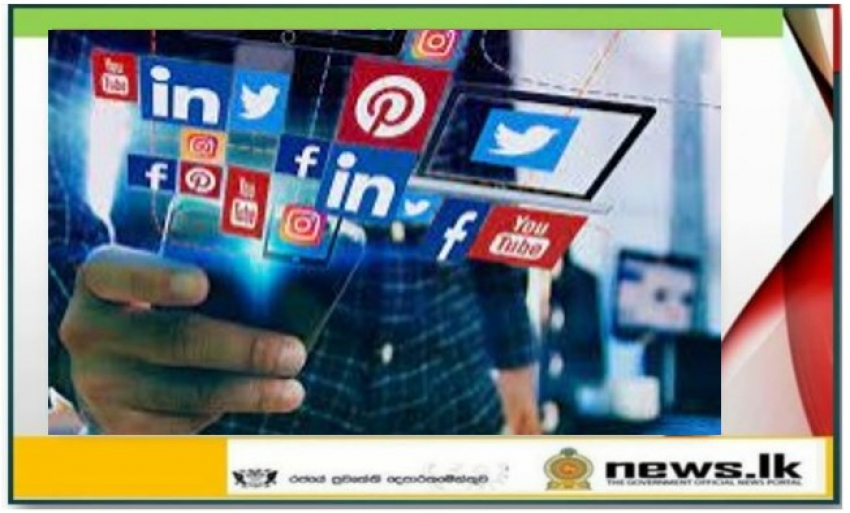 Expression of opinions on Social Media by public Officers