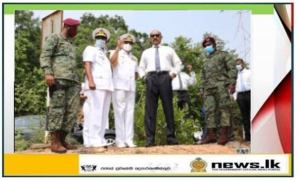 Defence Secretary visits Trincomalee Naval Base
