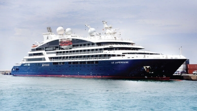 Luxury vessel MS Le Laperouse calls Colombo