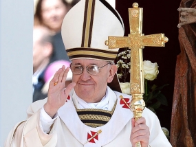 Pope calls for inclusive Catholic Church