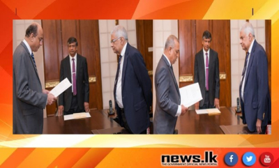Mr. Sobhitha Rajakaruna takes oath as Acting President of the Court of Appeal before the President