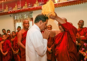 President Sirisena Visits Several Buddhist Temples