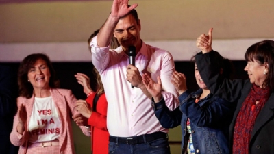 Spanish election: socialists win amid far-right gains