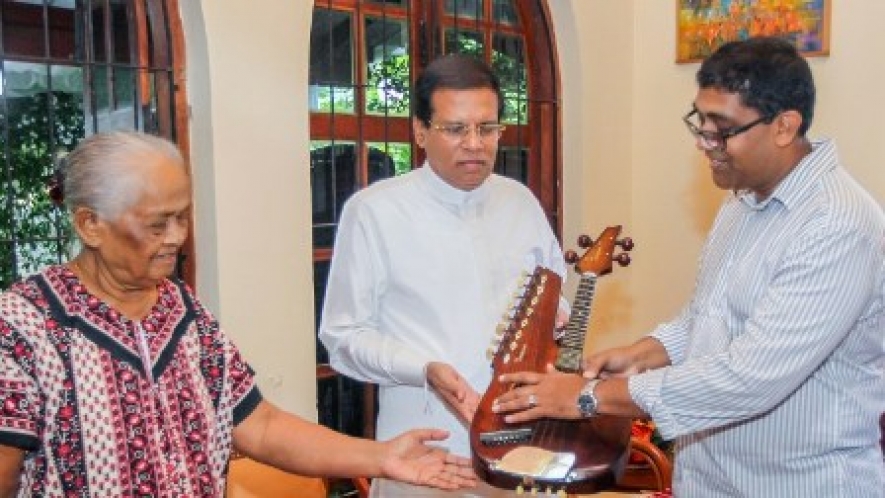 President visits the family of Pandith Amaradeva