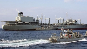 Iran&#039;s Naval fleet docks at Colombo Port