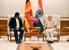 Foreign Minister Ravi Karunanayake visits India