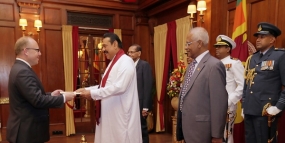 New Heads of Mission Present Credentials to President Rajapaksa