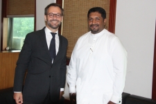 French Ambassador meets State Minister